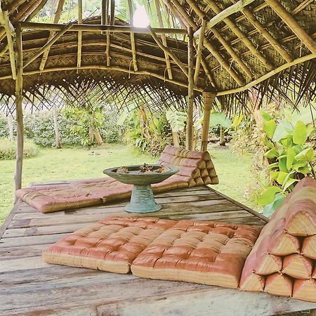 Island Home Uturoa Bagian luar foto