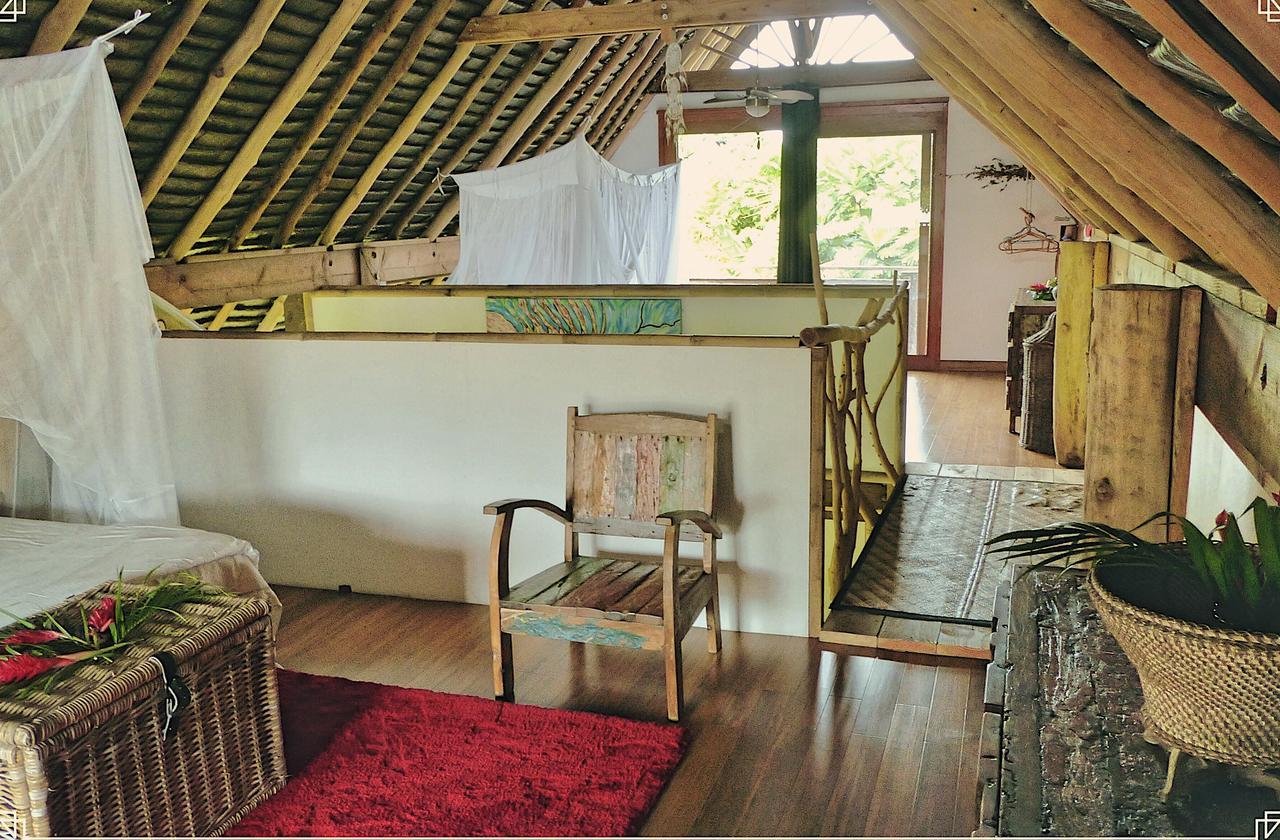 Island Home Uturoa Bagian luar foto